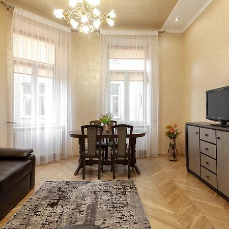 Alfa Apartments Levytskoho Lviv Exterior foto