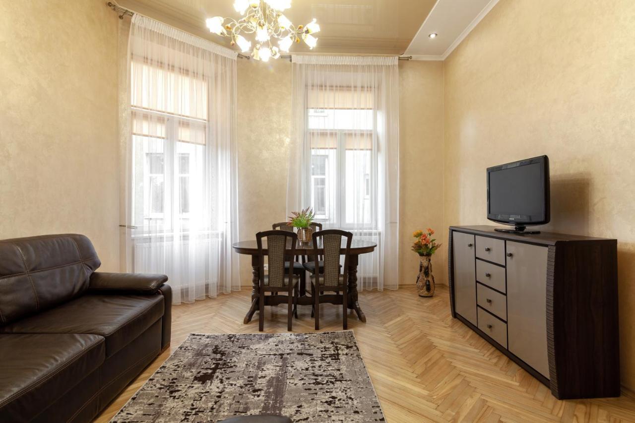 Alfa Apartments Levytskoho Lviv Exterior foto