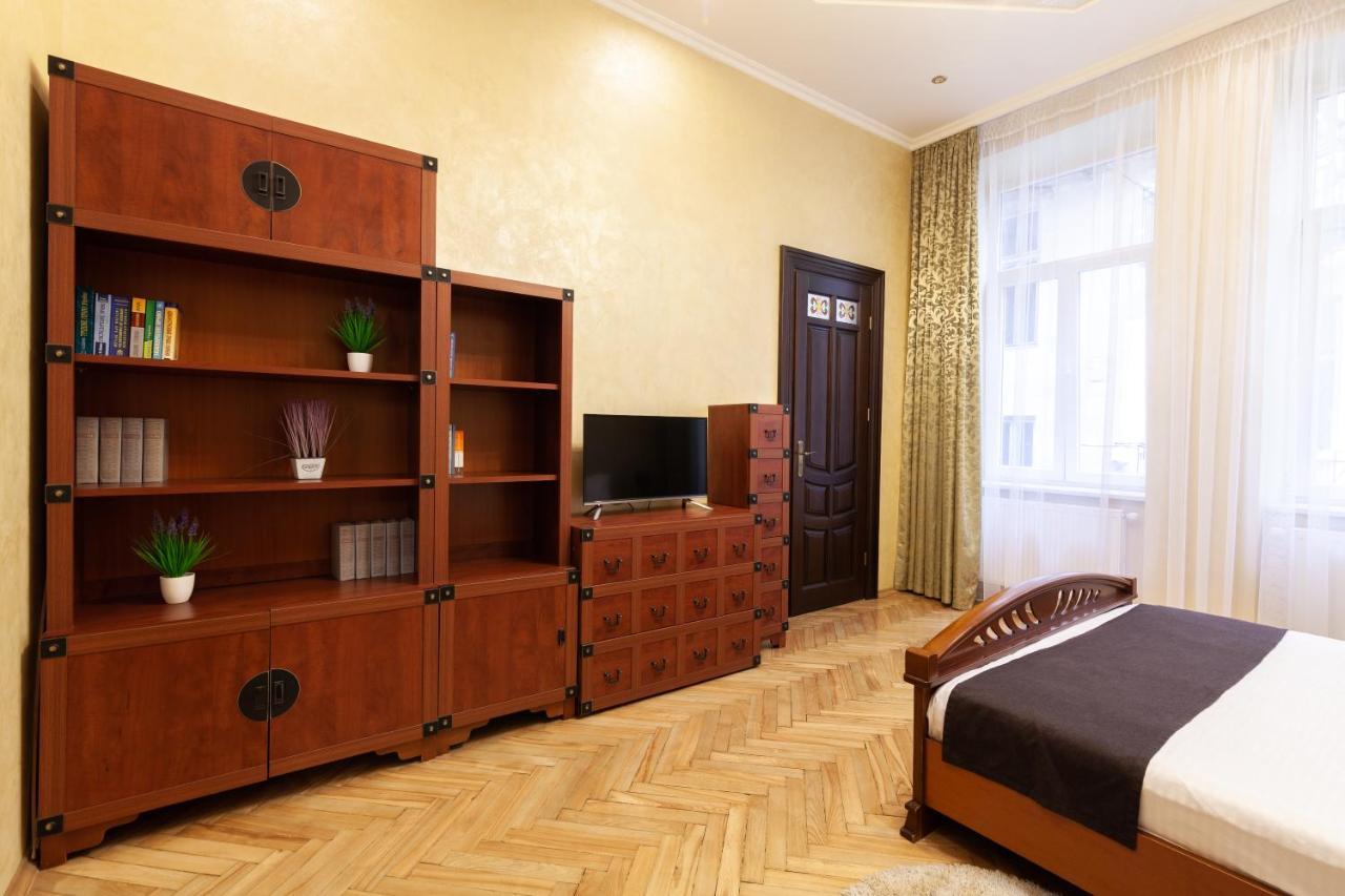 Alfa Apartments Levytskoho Lviv Exterior foto