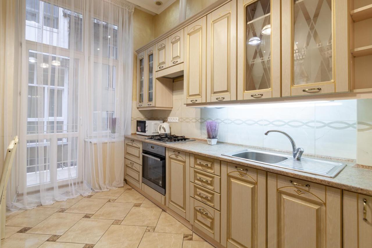 Alfa Apartments Levytskoho Lviv Exterior foto